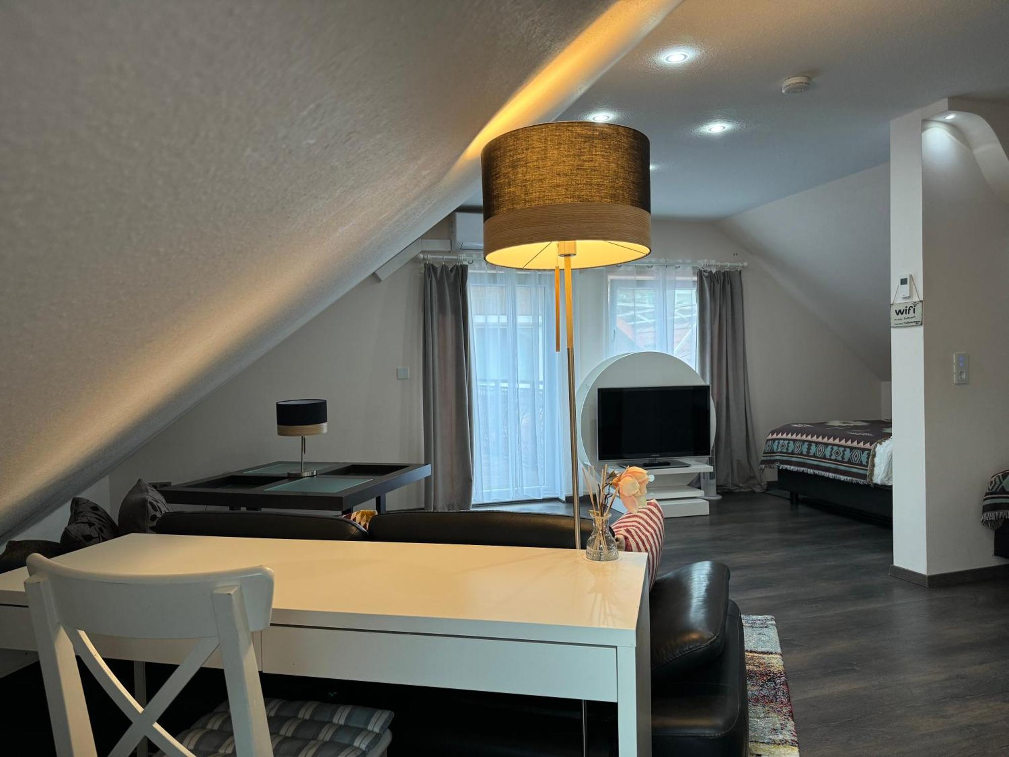 Modern House Gehrden Auf 2 Etagen, Nice Garten, Barbecue, Contactless Check-In, Free Parking Εξωτερικό φωτογραφία